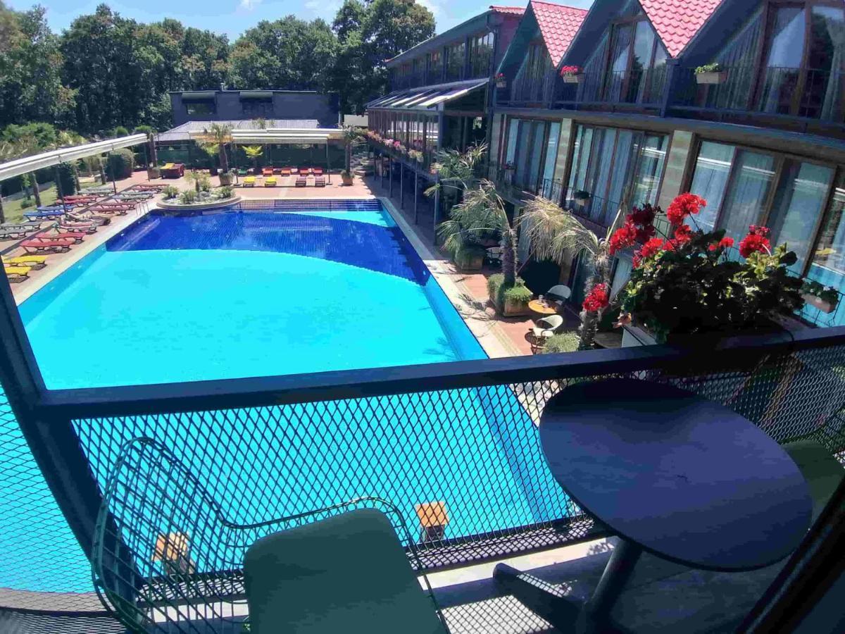 Green House Garden Park Hotel Cumhuriyet Buitenkant foto