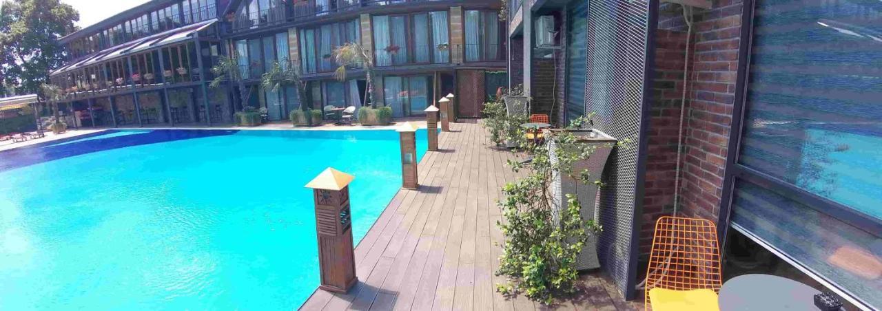 Green House Garden Park Hotel Cumhuriyet Buitenkant foto