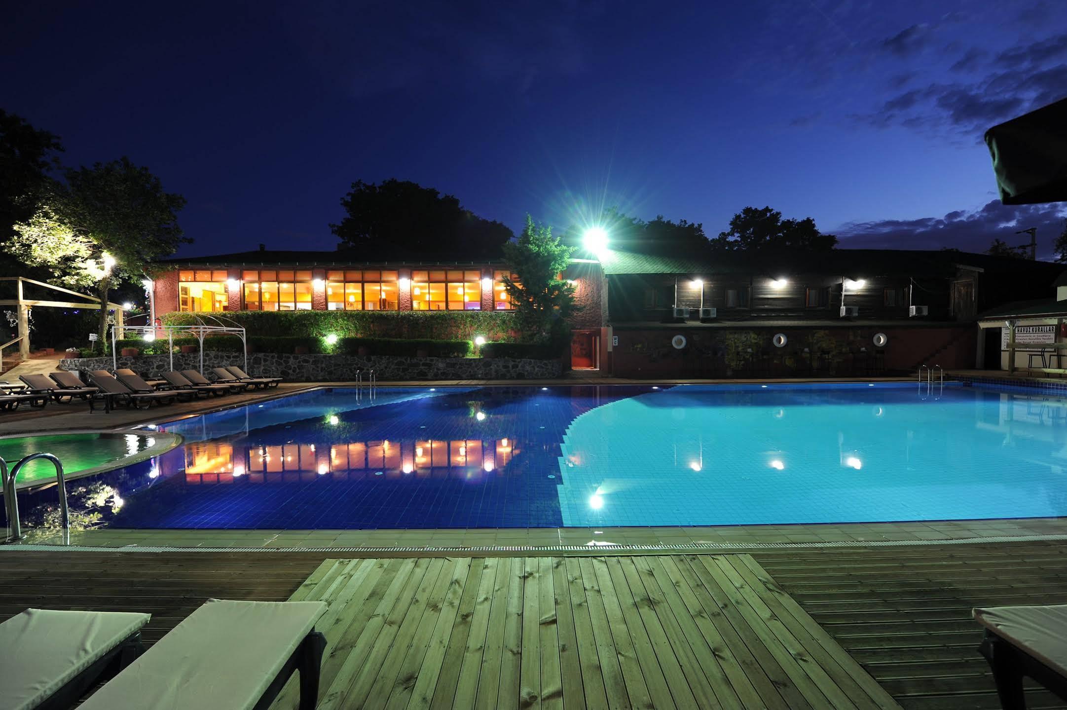 Green House Garden Park Hotel Cumhuriyet Buitenkant foto