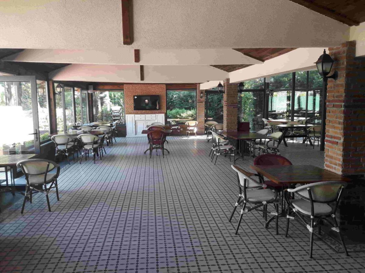 Green House Garden Park Hotel Cumhuriyet Buitenkant foto
