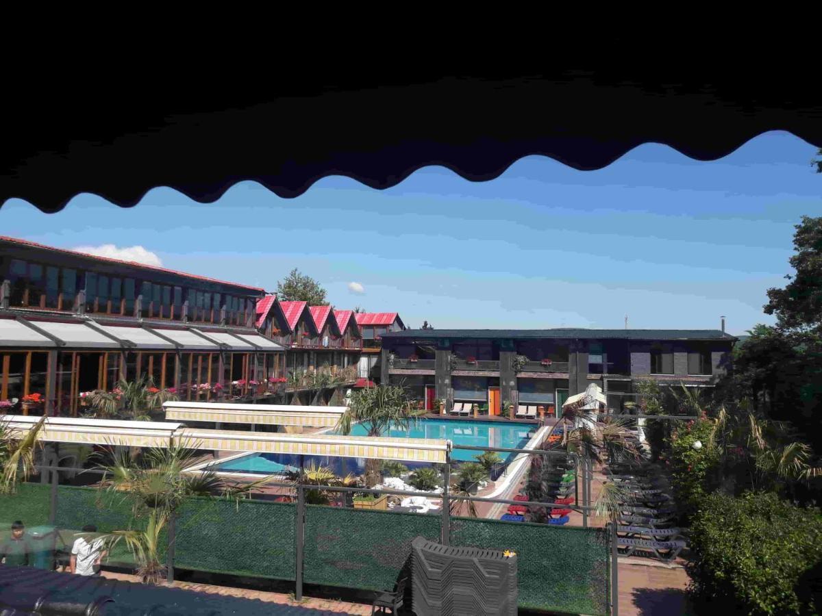 Green House Garden Park Hotel Cumhuriyet Buitenkant foto