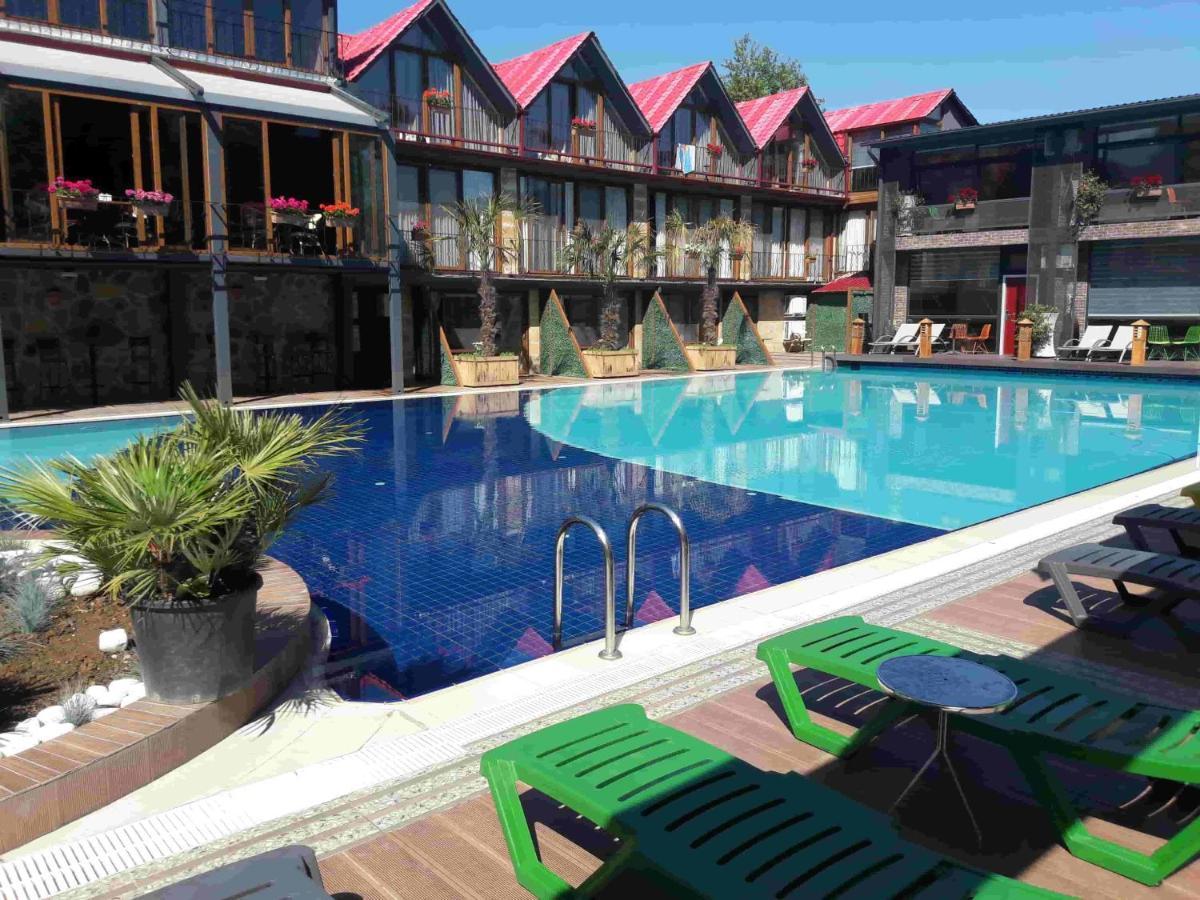 Green House Garden Park Hotel Cumhuriyet Buitenkant foto