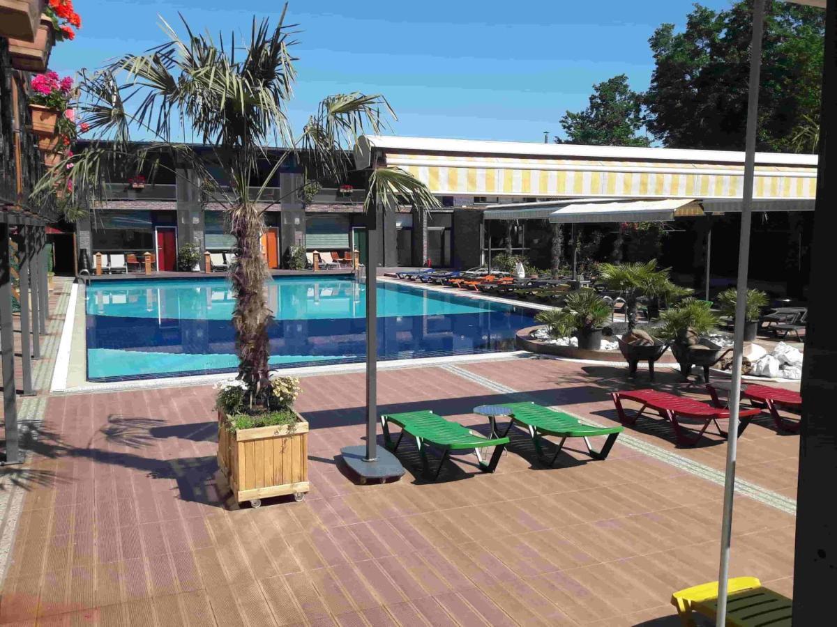 Green House Garden Park Hotel Cumhuriyet Buitenkant foto